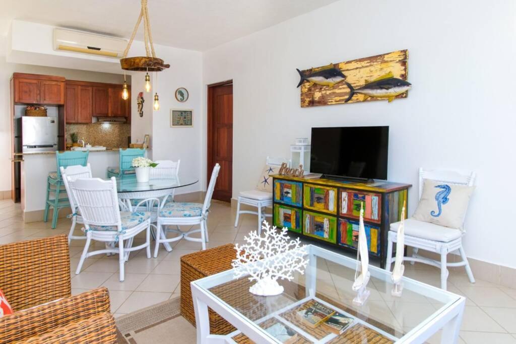 Palmeraie Terrenas Beach Apartamento ลาสแตร์เรนาส ภายนอก รูปภาพ